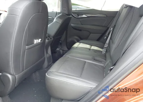 2021 Buick Envision Awd Essence z USA, uszkodzony, nr VIN LRBFZPR48MD123377